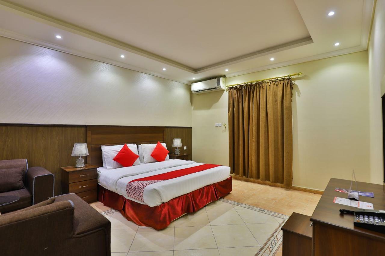 Oyo 273 Star Yanbu Hotel Suites Kültér fotó