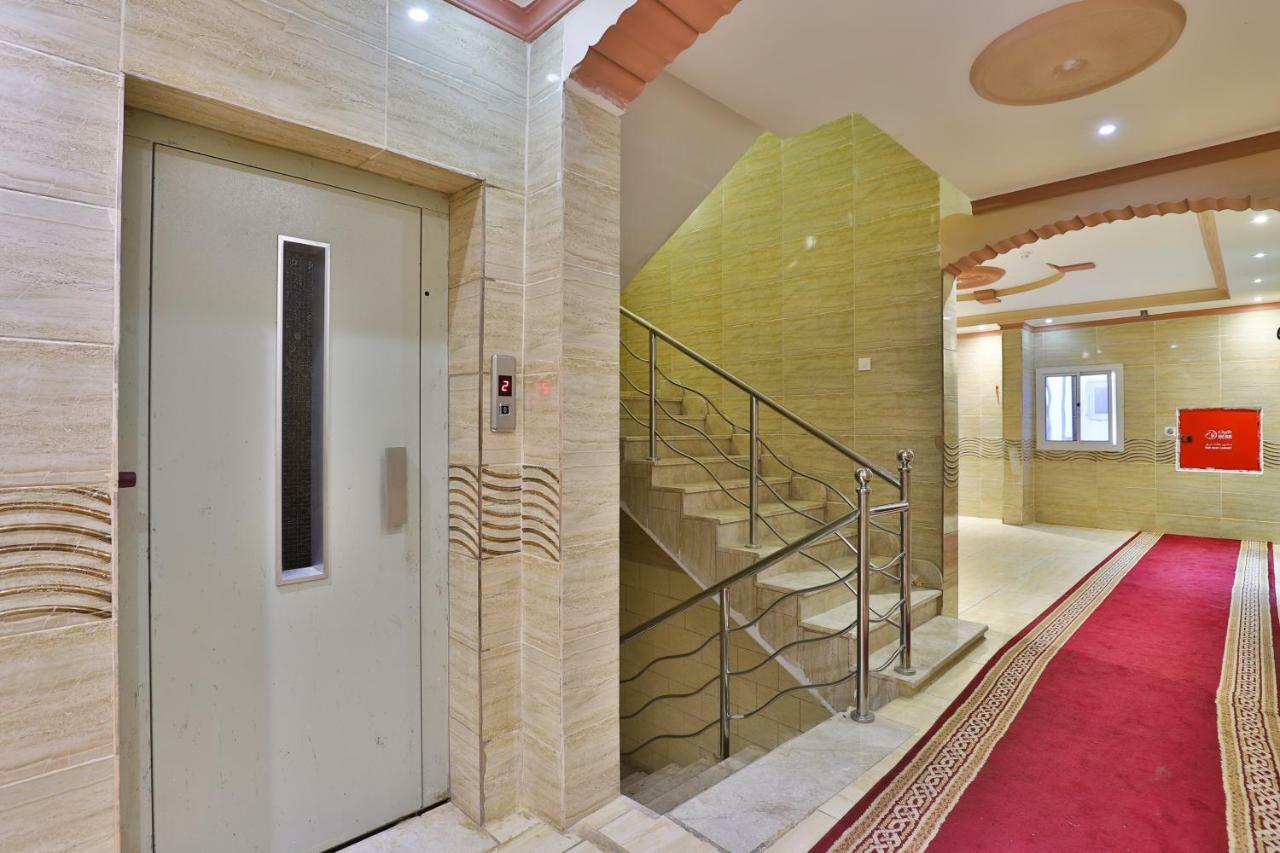 Oyo 273 Star Yanbu Hotel Suites Kültér fotó